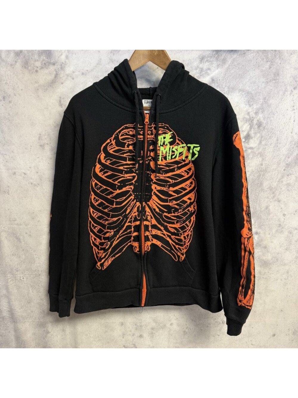 Misfits 2023 Ribcage Skull Skeleton Hoodie Sweatshirt Band Orange Black Small